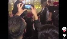 現(xiàn)場(chǎng)爆料男友視頻播放,真相究竟如何？