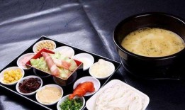 網(wǎng)紅爆料咬米線視頻,這米線太誘人了！